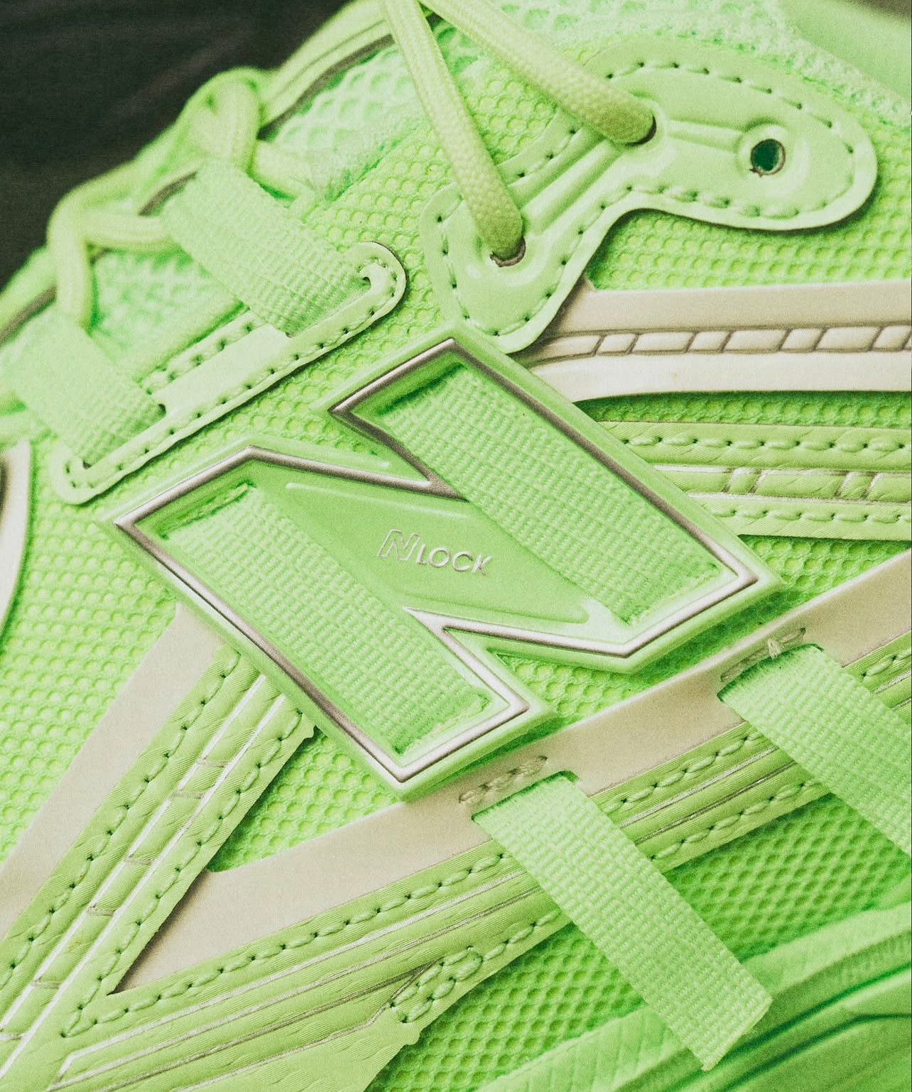 New Balance 1906 Reflectivos