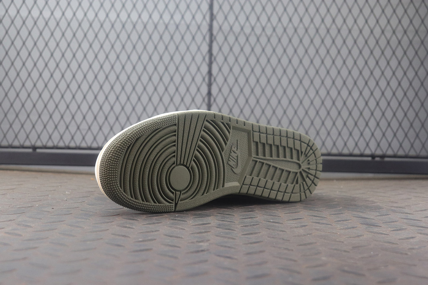 Travis Scott x Air Jordan 1 Low Olive