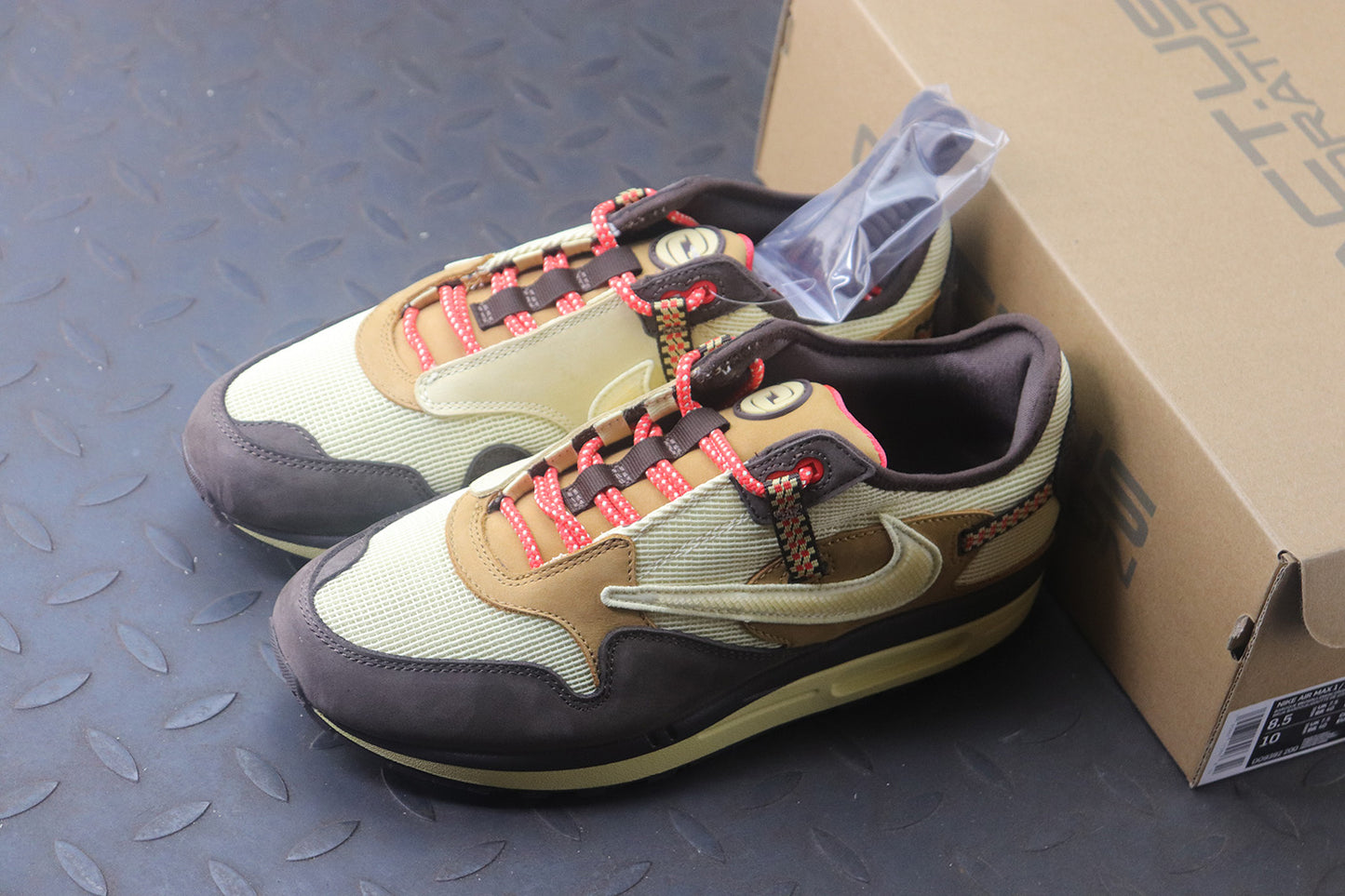 Travis Scott Air Max 1