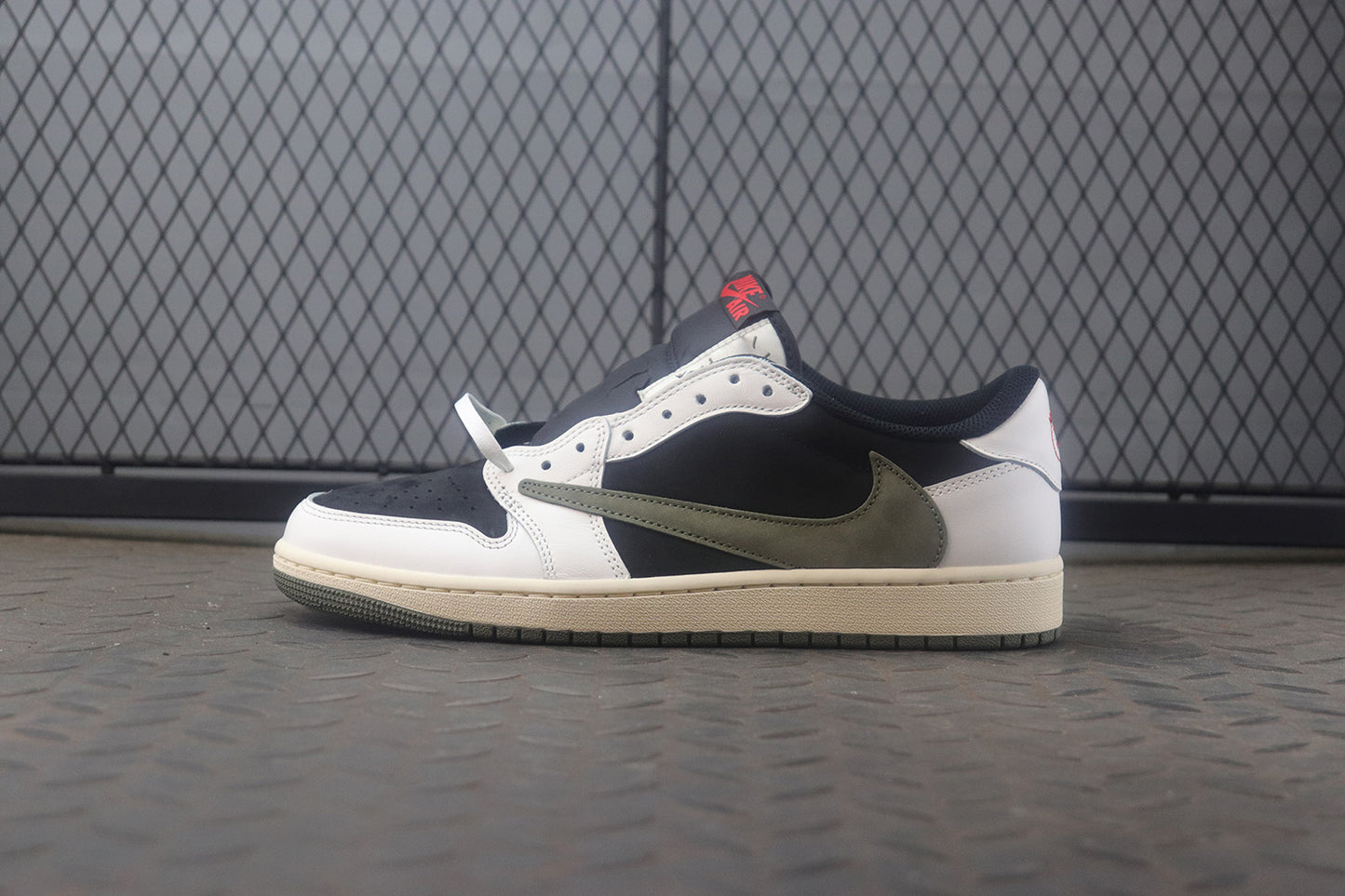 Travis Scott x Air Jordan 1 Low Olive