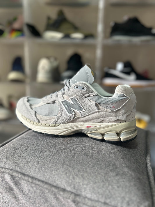 New Balance 2002r protection pack slate grey m2002rdm