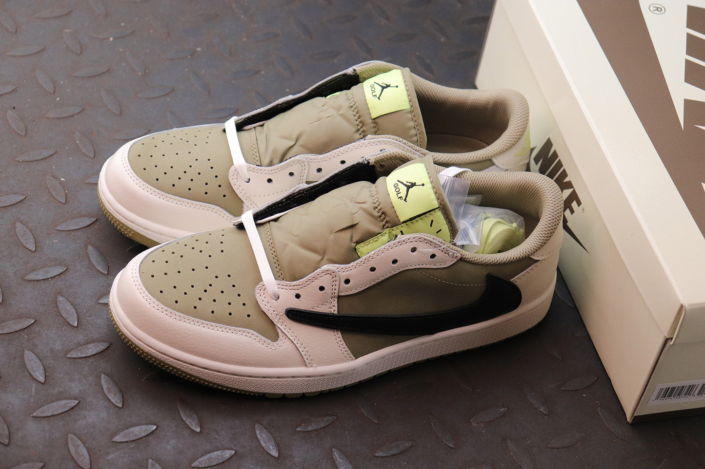 Travis Scott x Air Jordan 1 Low Golf NRG